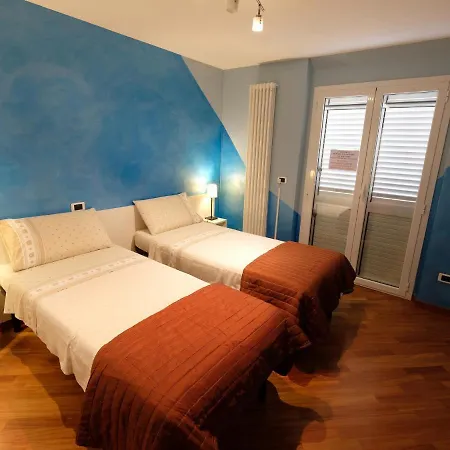 Hotel Oasi 83 à San Benedetto del Tronto Extérieur photo