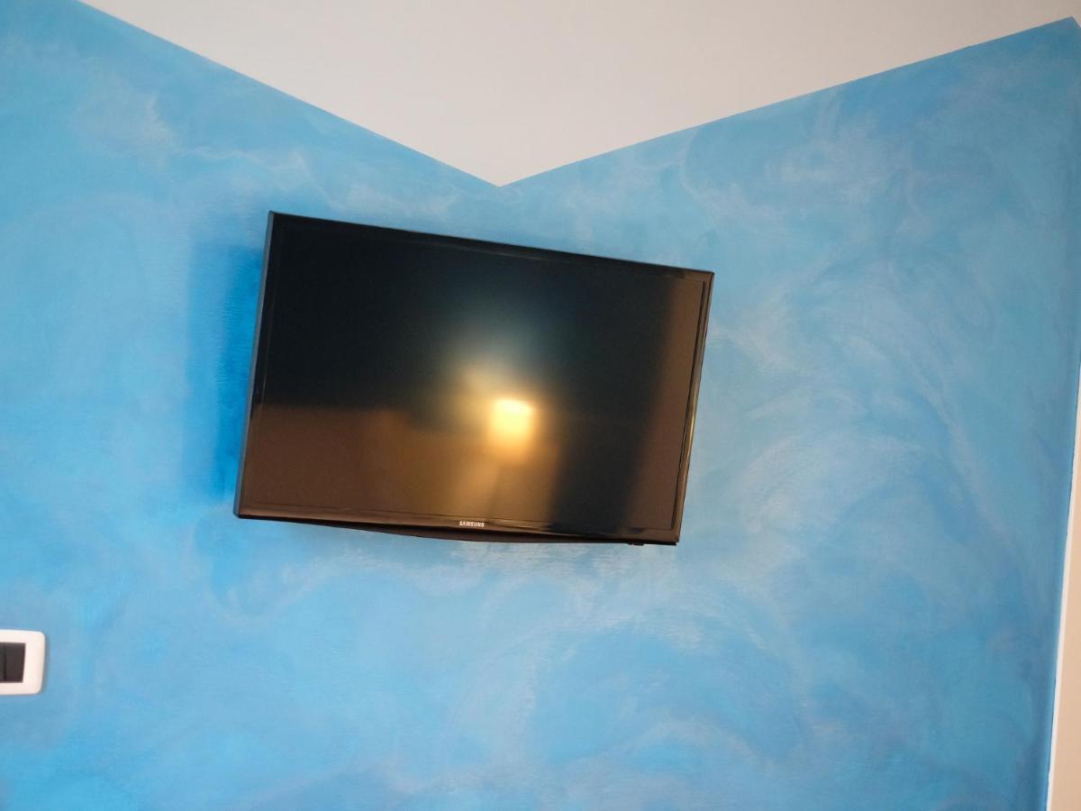 Guest house Oasi 83 *